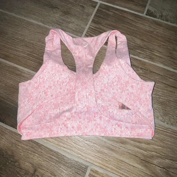 Gymshark women’s sports bra - Picture 2 of 3